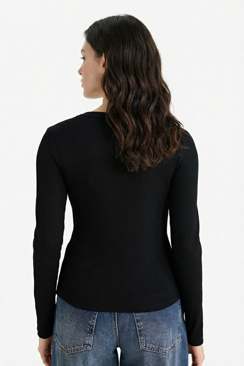 DeFacto Black Woman Slim Fit Basic Ribbed Long Sleeve T-Shirt Casual - Image 4